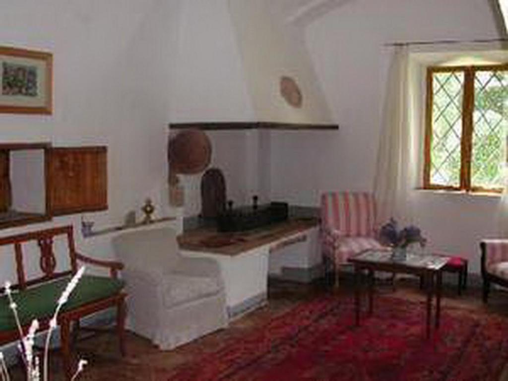 Castello Di Grotti Guest House Corsano  Exterior photo